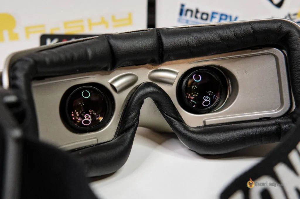 SKY04x PRO FPV Goggles